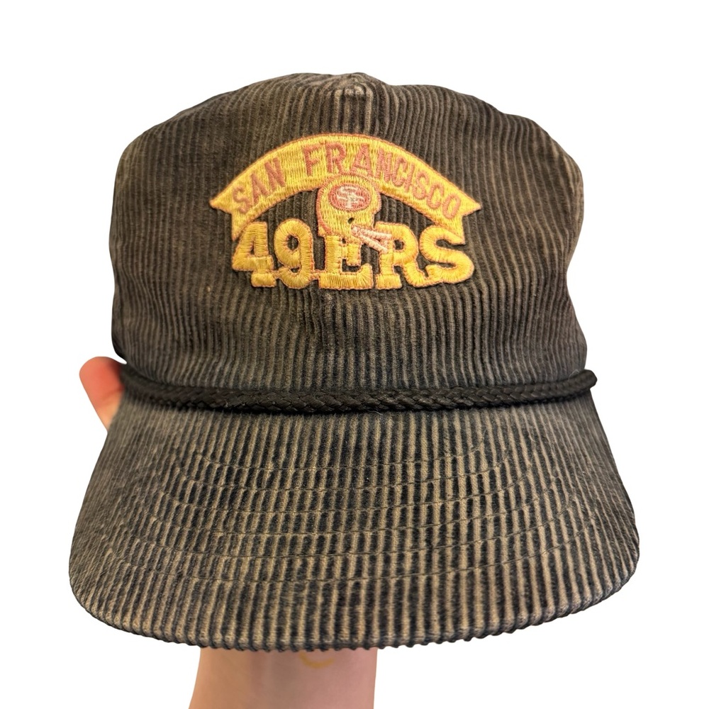 vintage San Francisco 49ers‎ corduroy snapback hat. Amapro. Grey